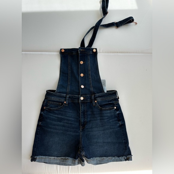 Guess overall - Picture 1 of 3